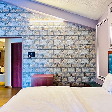Bailey'S Castle Villa Лонавала Экстерьер фото