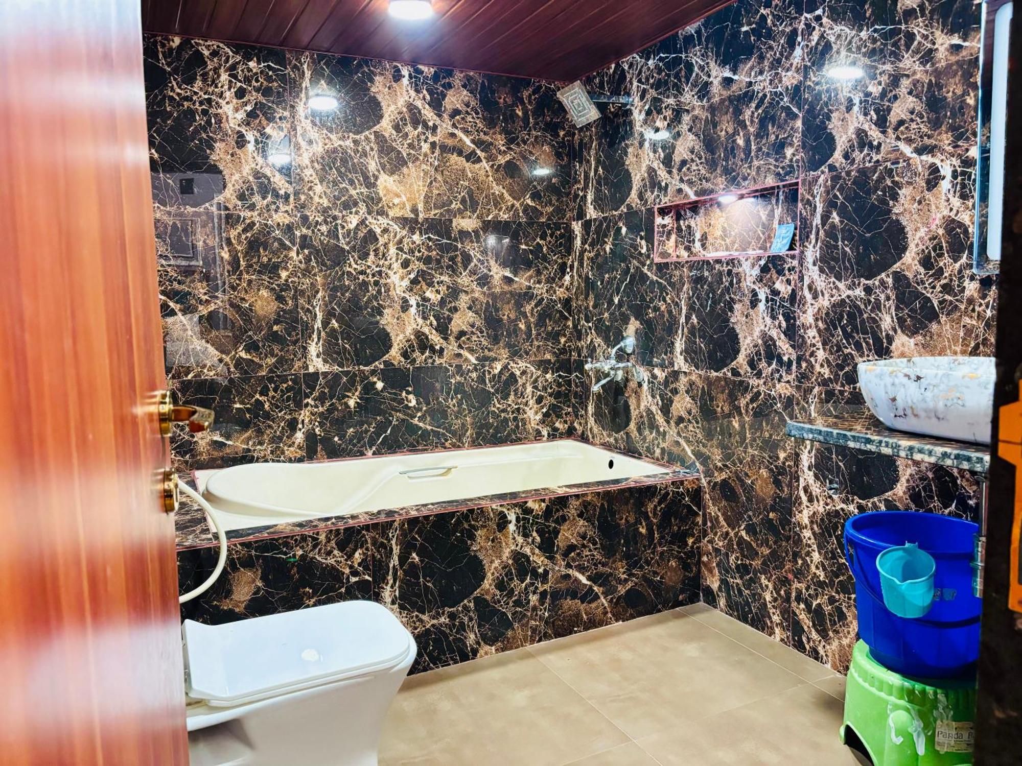Bailey'S Castle Villa Лонавала Экстерьер фото
